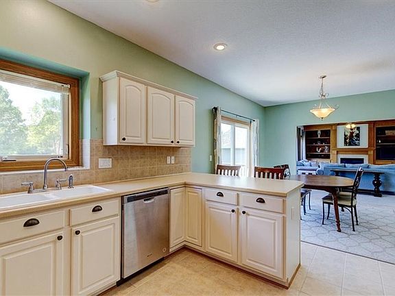 5th image of 6512 NW 94th Ct
