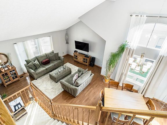 3rd image of 5516 Rushden Dr