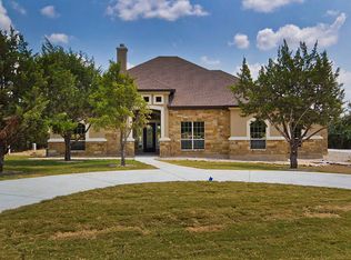 408 W Majestic Oak Ln, Georgetown, TX 78633