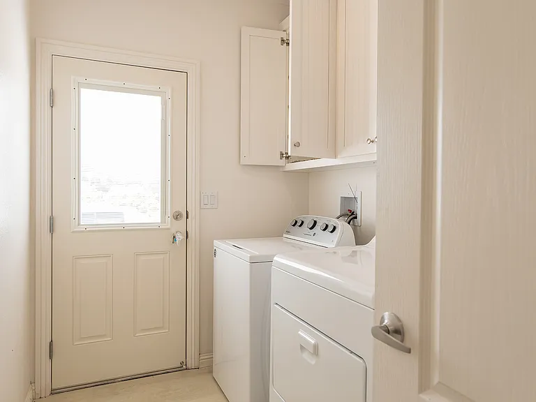 2639 E Ojai Ave — Photo 25