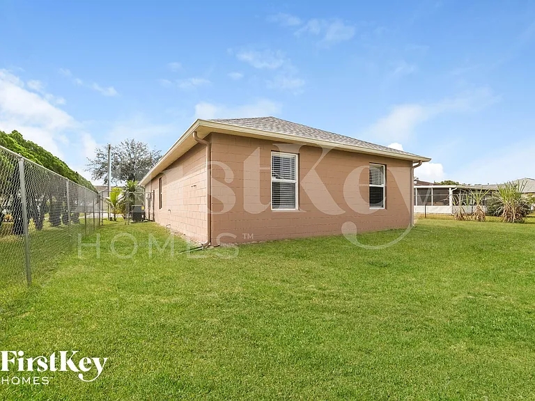 11 Coventry Ct — Photo 15