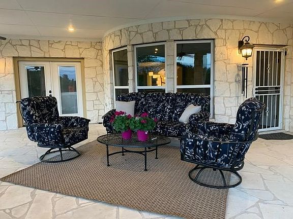 5th image of 1220 Hinchliffe Rd