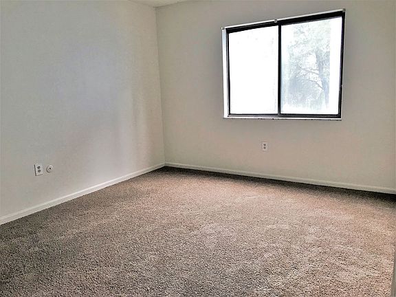 5th image of 450 S Aiken Ave APT 205