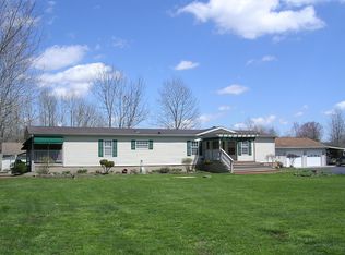 1867 Harker Waits Rd, Williamsburg, OH 45176