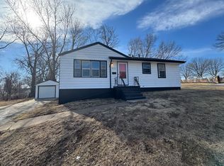 4111 Newport Ave, Omaha, NE 68112