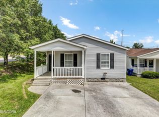 10519 Cavenders Way, Knoxville, TN 37932