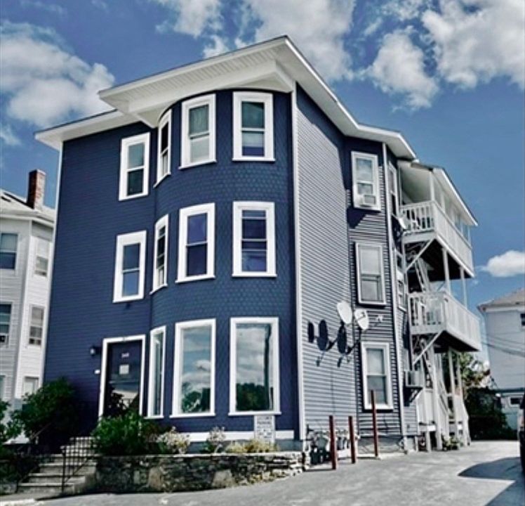 1st image of 345 Park Ave
