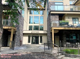 11518 76th Ave NW #28, Edmonton, AB T6G0K7