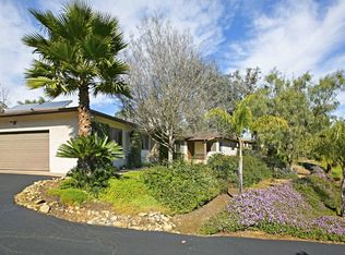 1127 Via La Cuesta, Escondido, CA 92029