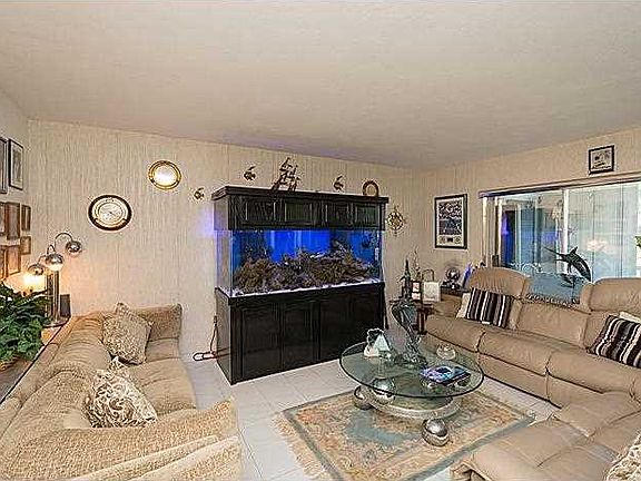 2nd image of 2641 NE 165th St #10