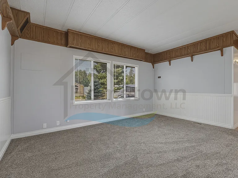 468800 N Highway 95 #15 — Photo 24