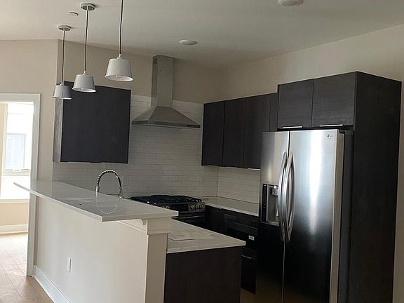 2nd image of 3404 Capri Ct #103