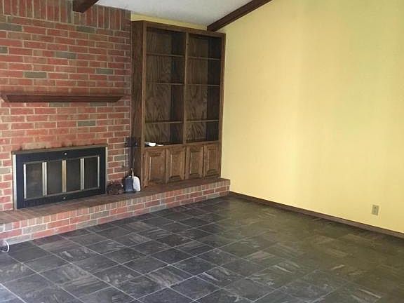 5th image of 7101 Chelsea Dr