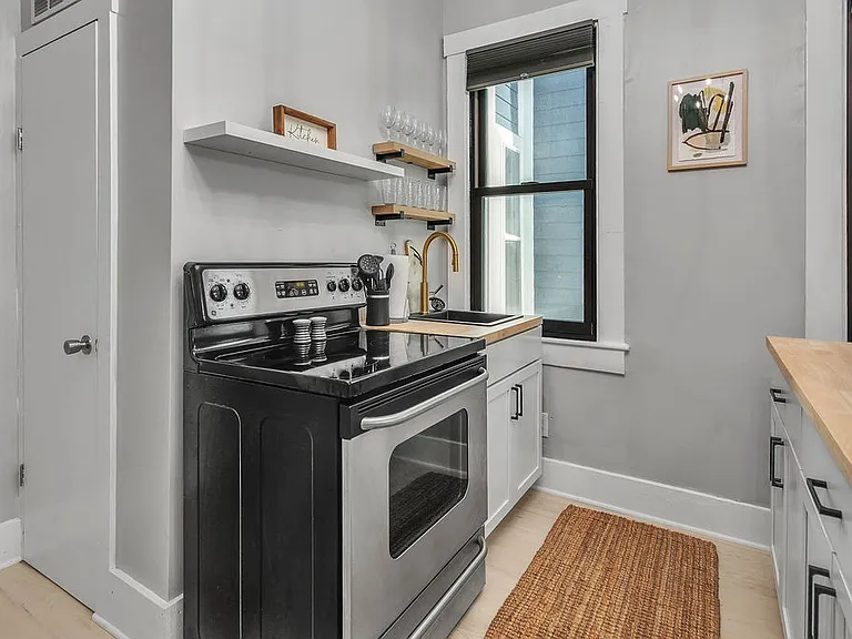 139 S 8th St #137 — Photo 11