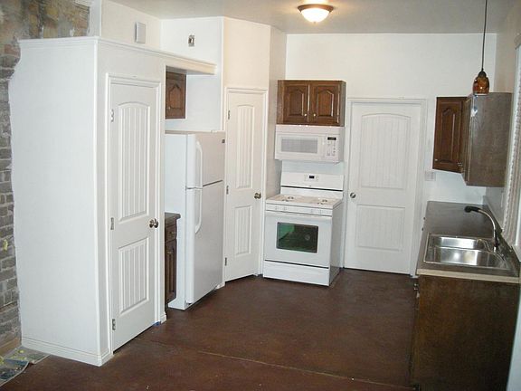 5th image of 758 W Jackson Ave