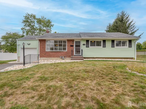 266 Madie Ave, Spotswood, NJ 08884