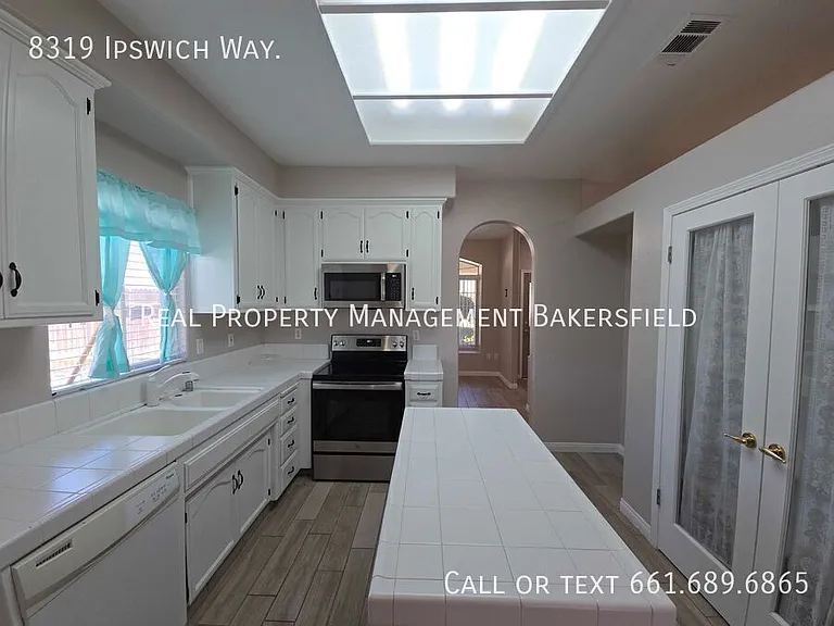 8319 Ipswich Way — Photo 6