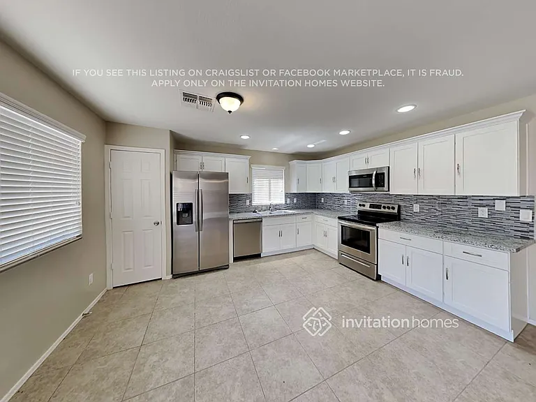 3217 W Santa Cruz Ave — Photo 7