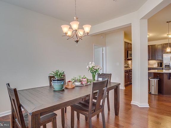 2nd image of 145 Dandridge Ct #100
