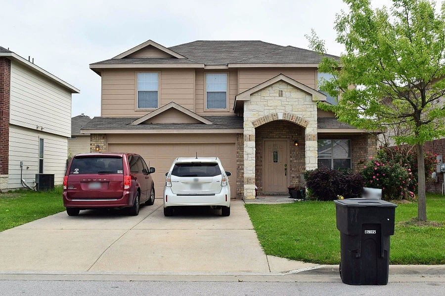 1st image of 415 Peanut Dr