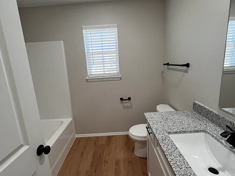3337 W McCanse St — Photo 23