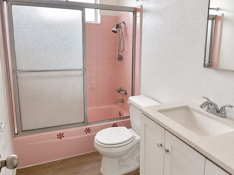 4182 S Western Ave #3 — Photo 6