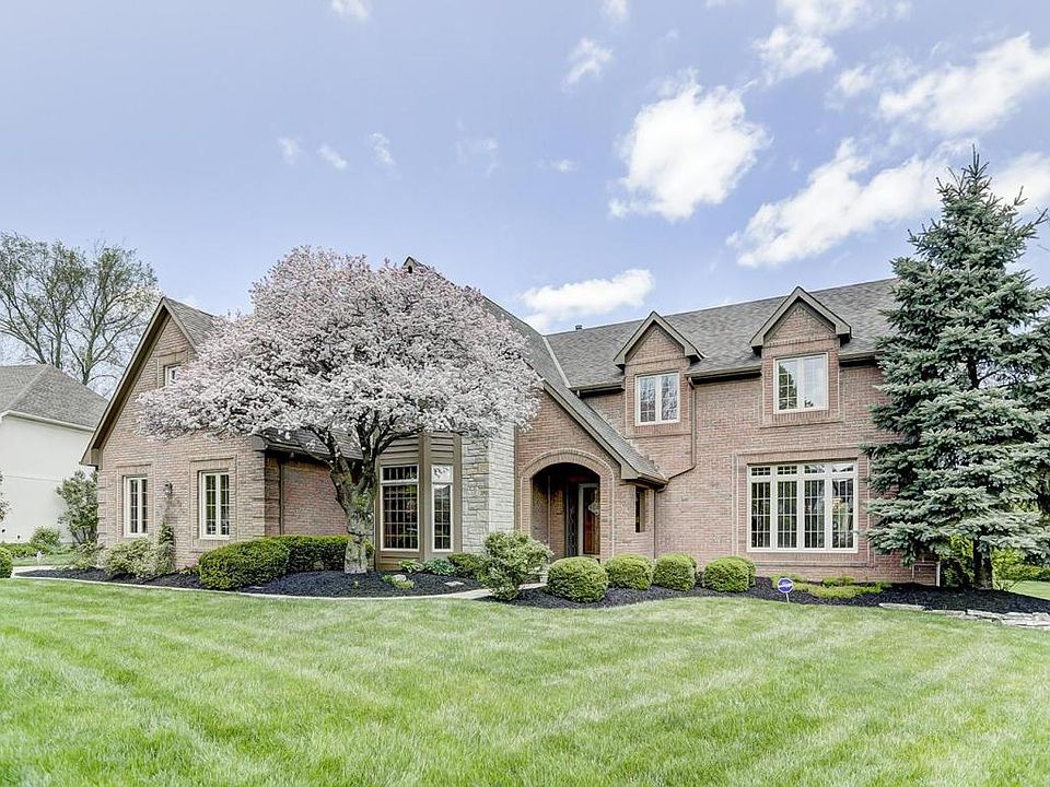 1st image of 398 Farmeadow Dr