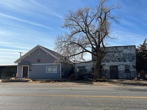 2nd image of 209 Avenue D