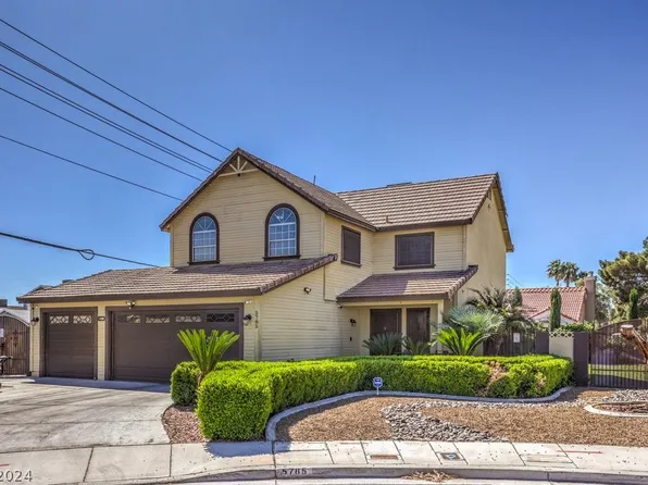 5785 Canyon Oak Cir, Las Vegas, NV 89142