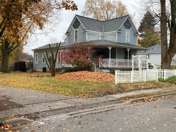 50 Madison St, Coopersville, MI 49404