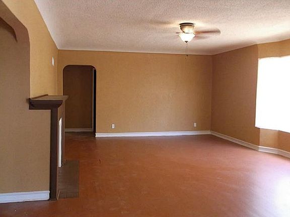 5th image of 7800 Alameda Ave