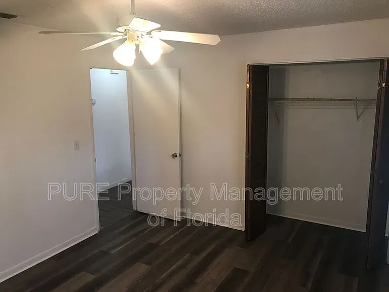 3800 NE 41st St #C — Photo 7