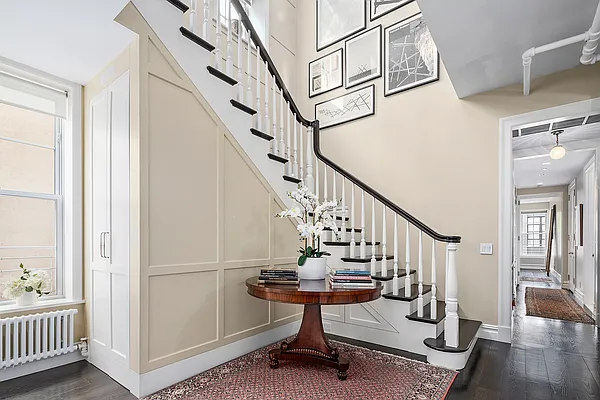 Sold by Douglas Elliman | media 22