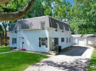 525 McKee St, Batavia, IL