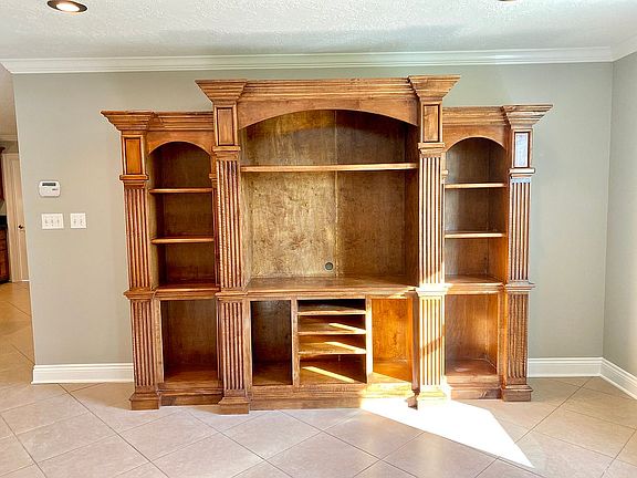 4th image of 3439 Pine Dr
