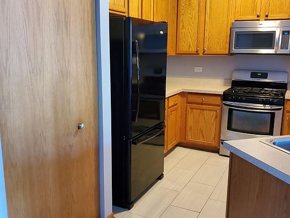 3rd image of 2059 Woodside Dr #2059