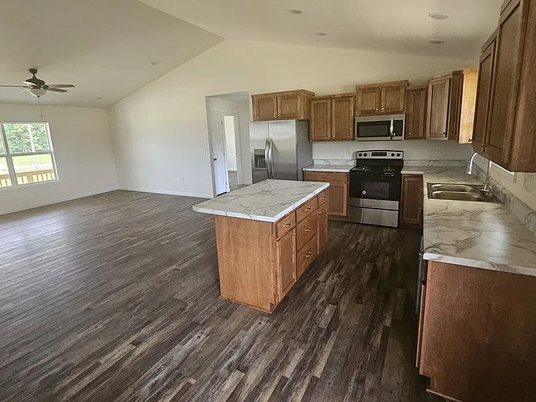 254 Georgee Rd — Photo 6