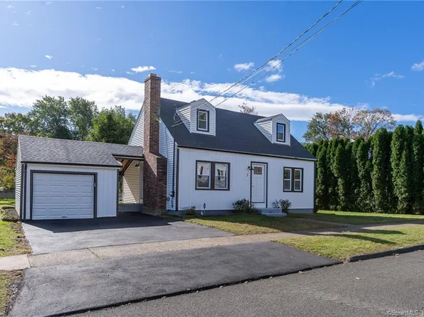 7 Arlmont Street, Milford, CT 06461