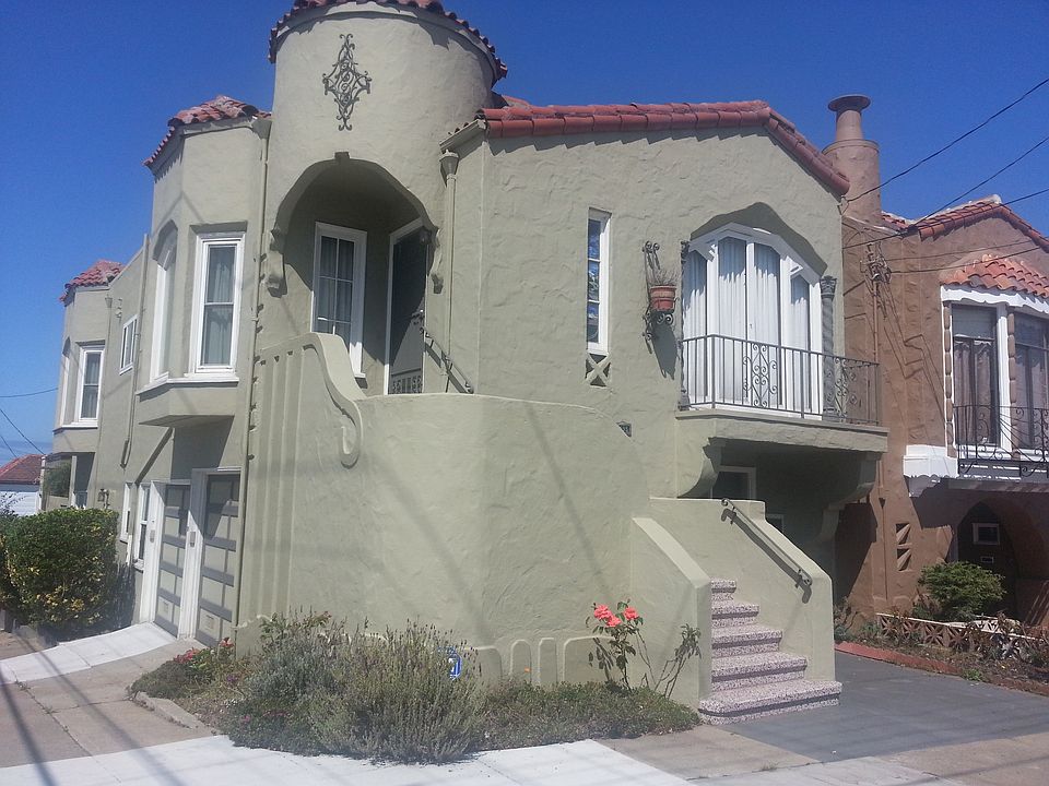 1st image of 1595 33rd Ave