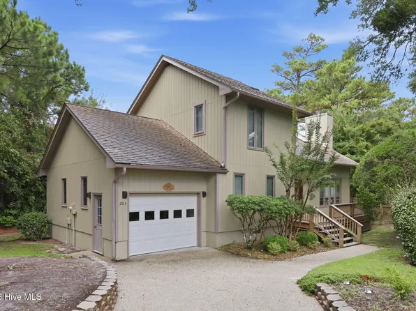 203 Lagoon Court, Emerald Isle, NC 28594