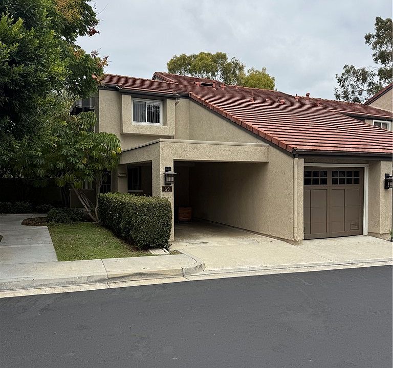 1st image of 69 Stanford Ct