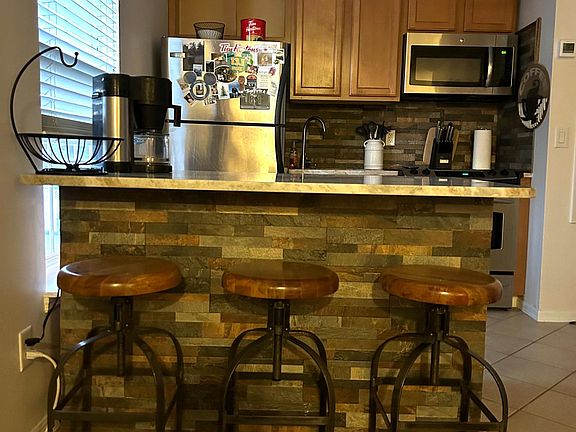 Breakfast bar
