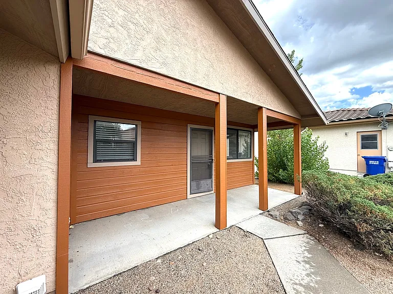 1808 Reading Ln — Photo 16