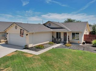 5570 E Belgravia Ave, Fresno, CA 93727