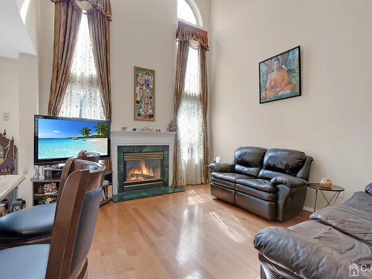 303 Pheasant Run — Photo 22