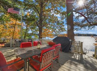 33 Lake St, Halifax, MA 02338