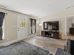 1100 Hastings Tie Rd, Mad River, CA 95552