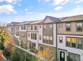 126 Tolocka Ter NE, Leesburg, VA 20176