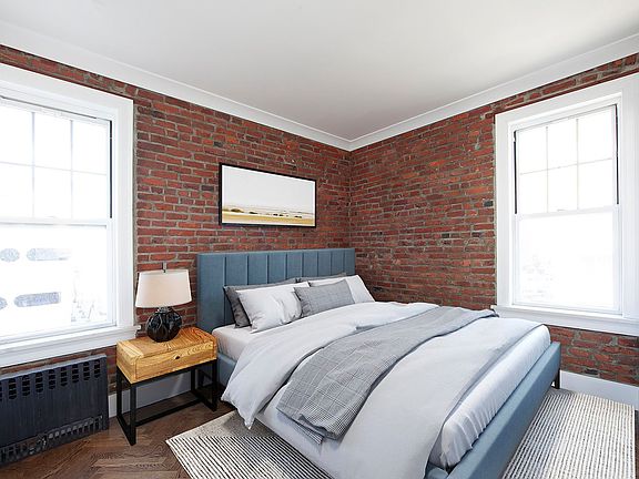 3rd image of 162 W 13th St APT 22