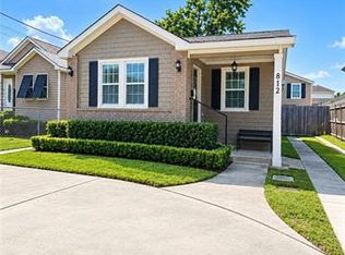 812 Ridgelake Dr, Metairie, LA 70001